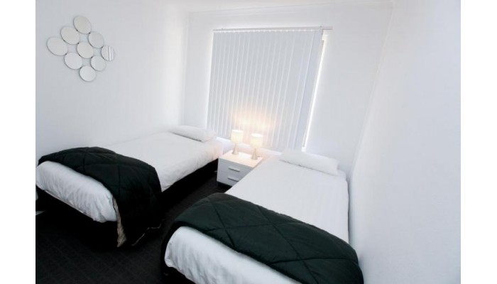 112 Olive Apartments poza 27