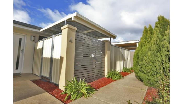 112 Olive Apartments poza 9