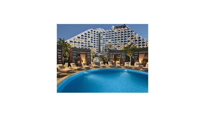 Hotel Crown Metropol poza 3