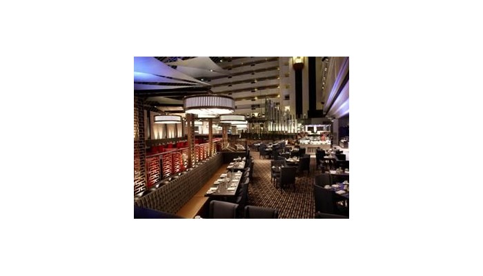 Hotel Crown Metropol poza 5